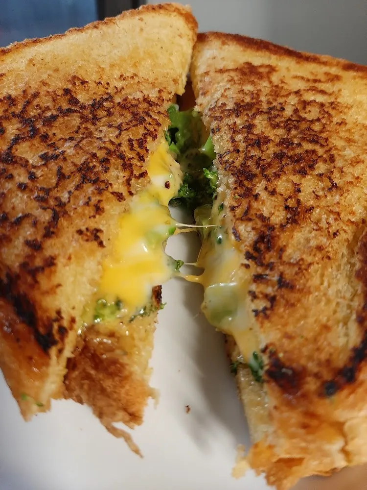 Broccoli Grilled Cheese Sandwich
